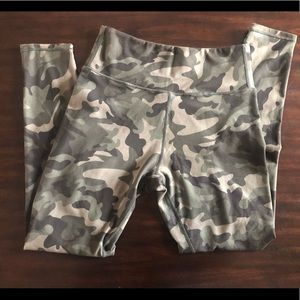 Balance collection camo leggings